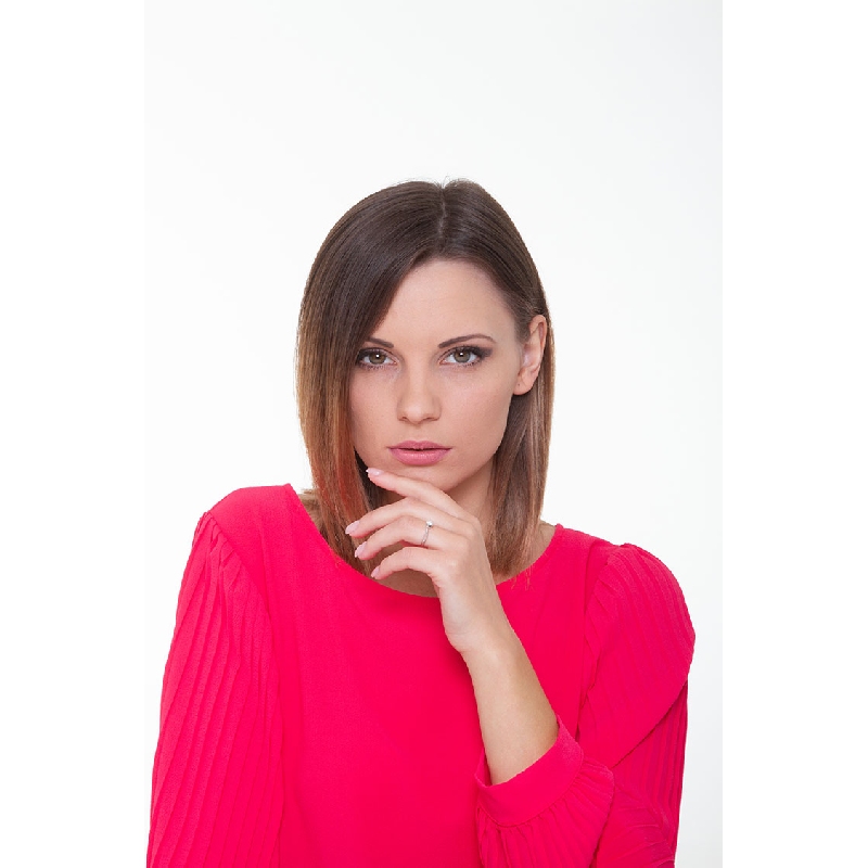 Anillo de oro blanco de 18 kilates con diamante de 0,20 quilates  Anillo de oro blanco de 18 kilates con diamante de 0,20 quilates