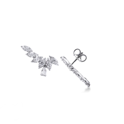 Pendientes design alas en oro blanco 18k con diamantes
