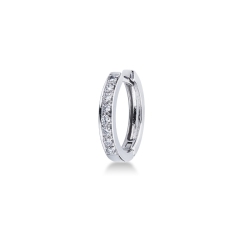 Pendiente individual de aro en oro blanco de 18k con diamantes