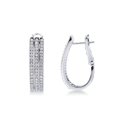 Pendientes ovalados en oro blanco de 18k con triple fila de diamantes