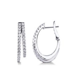 Aros en oro blanco de 18k engastados con diamantes