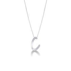 Collar en oro blanco 18k con letra C y diamante