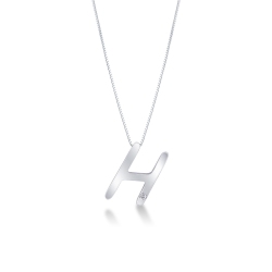 Collar en oro blanco de 18 quilates co letra H