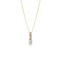 Collar en oro amarillo de 18 quilates con colgante trilogía en diamantes
