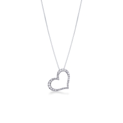 Collar con colgante de corazón en oro blanco con diamantes