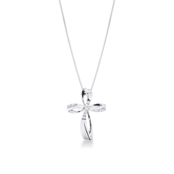 Collar con cruz en oro blanco de 18 quilates con diamantes