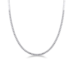 Collar tennis lineal en oro blanco de 18 quilates con diamantes
