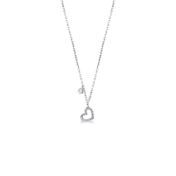 Collar colgante de oro blanco de 18 quilates y diamantes en forma de corazón