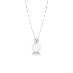 Collar en oro blanco de 18 quilates con una perla y un diamante