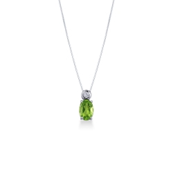 Collar con colgante en oro blanco de 18 quilates con diamante y peridoto
