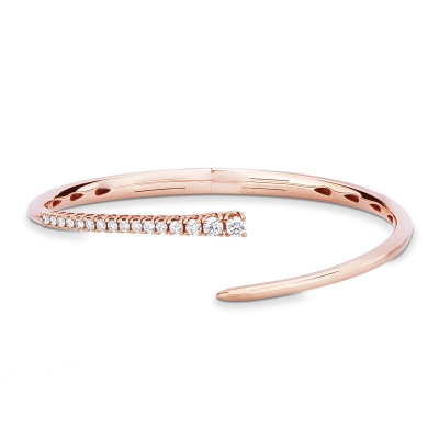 Brazalete semirrígido en oro rosa con diamantes