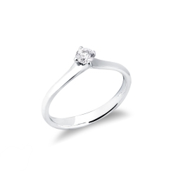 Anillo solitario de oro blanco de 18 kilates con un diamante de 0,20 quilates