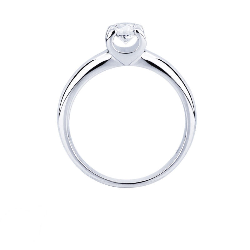 Anillo solitario diamante de 0,50 quilates en oro blanco de 18 kilates Anillo solitario diamante de 0,50 quilates en oro blanco de 18 kilates