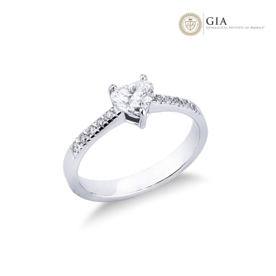 Anillo diamante corte corazón 0,70 ct GIA oro blanco 18k