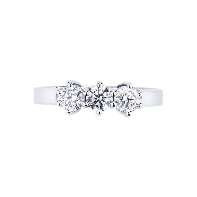 Anillo trilogy en oro blanco 18k con diamantes 0.80 ct