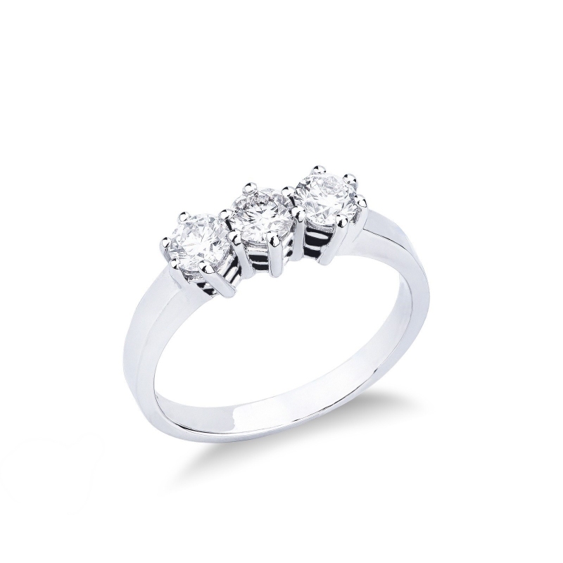 Anillo trilogy en oro blanco 18k con diamantes 0.80 ct