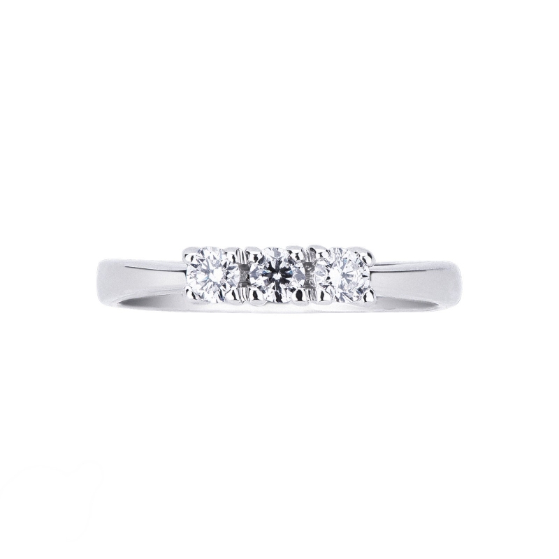 Anillo trilogy en oro blanco 18k con 0.30 ct diamantes