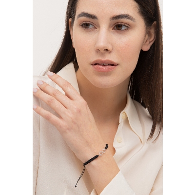 Pulsera infinito en oro blanco 18k con diamantes 