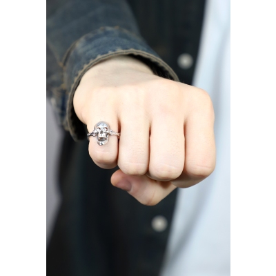 Anillo en oro blanco 18k con calavera móvil y diamantes