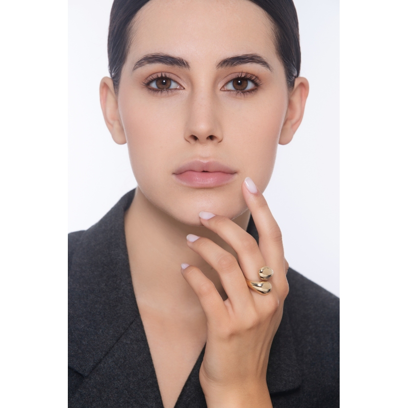 Anillo contrarié chunky en oro amarillo 18k