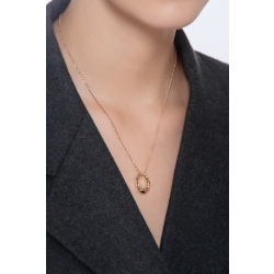 Cadena de oro amarillo 18k realzada con un colgante ovalado 2