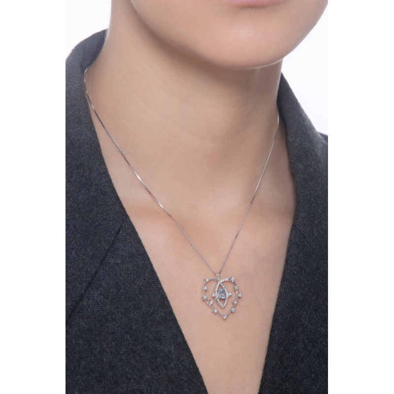 Collar corazón de aguamarina ovalada y diamantes oro 750