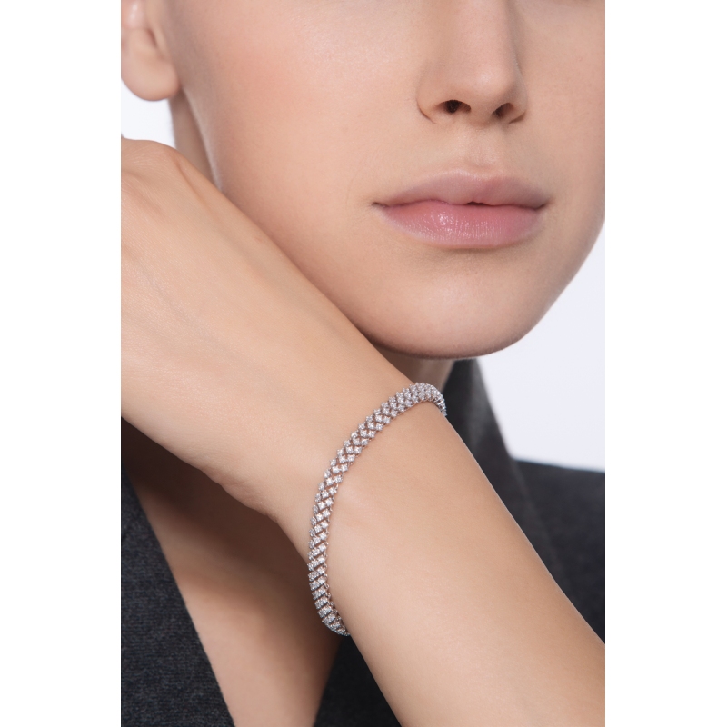 Pulsera diseño tejido oro blanco 18k engastada con diamantes Pulsera diseño tejido oro blanco 18k engastada con diamantes