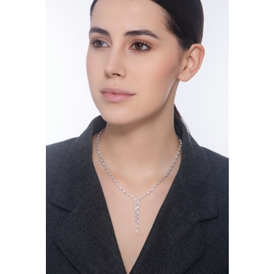 Gargantilla mujer en oro blanco 18k diamantes