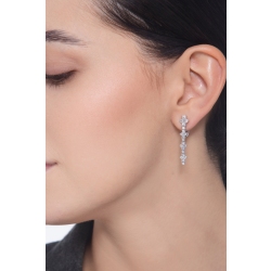 Pendientes colgantes en oro blanco 750 con diamantes 2