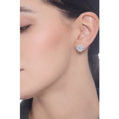 Pendientes Flor en Oro Blanco 18k con Diamantes Brillantes