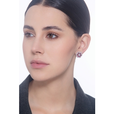 Pendientes en forma de flor con Rubíes y Diamantes en Oro Blanco 18k