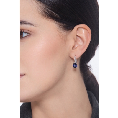 Pendientes con zafiro azul y diamantes en oro blanco 18k 