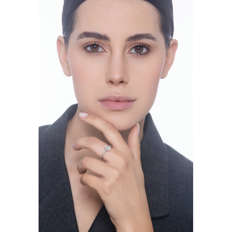 Solitario diamante central 0,5 ct GIA oro blanco y diamantes  Solitario diamante central 0,5 ct GIA oro blanco y diamantes