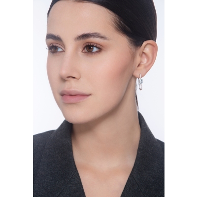 Pendientes ovalados en oro blanco 750 con diamantes y aguamarinas