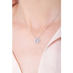 Collar colgante corazón de aguamarina con halo de diamantes en oro blanco 18k 2