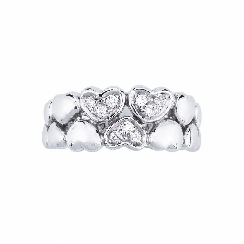 Anillo Banda en Oro Blanco de 18 Quilates con Corazoncitos de Diamantes