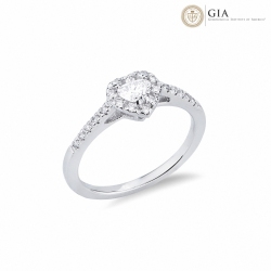 Anillo solitario de oro blanco de 18 quilates con diamante central en forma de corazón GIA 0,30 ct