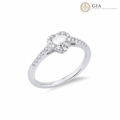 Anillo solitario de oro blanco de 18 quilates con diamante central en forma de corazón GIA 0,30 ct 