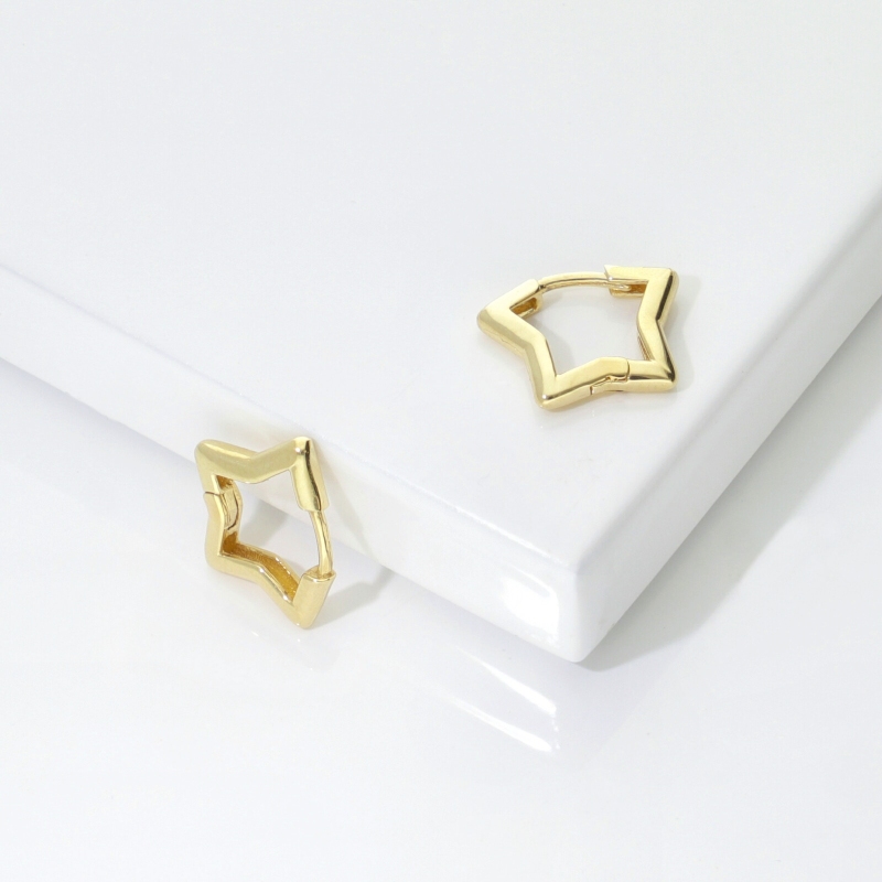 Pendientes estrellitas en oro amarillo 18k Pendientes estrellitas en oro amarillo 18k