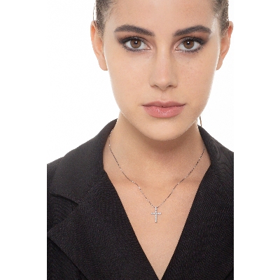 Colgante cruz oro blanco y diamantes 