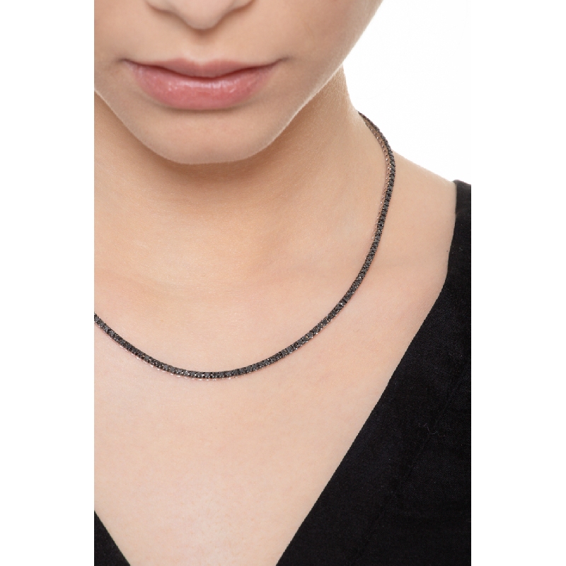 Collar riviere con diamantes negros en oro blanco 