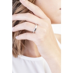 Alianza matrimonio oro blanco 18k y diamante de 0.03 quilates 2