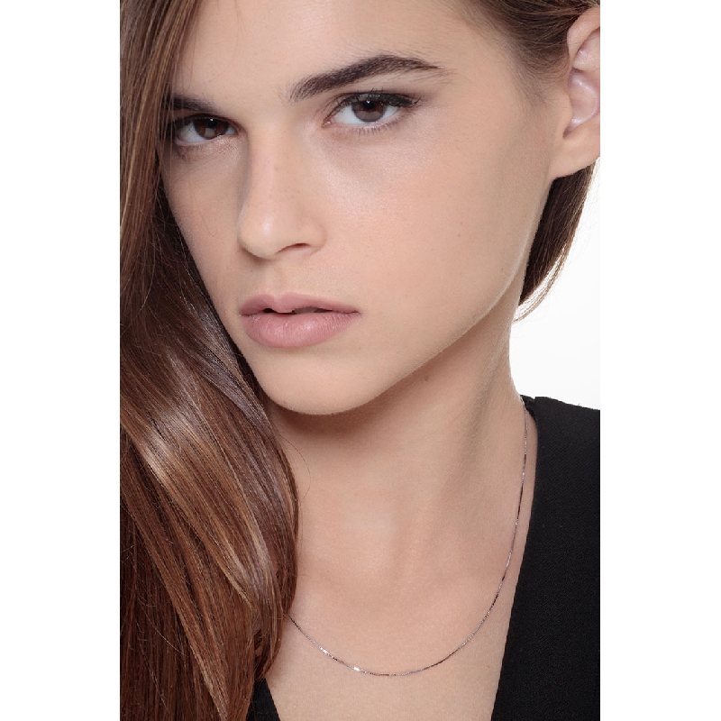 Cadena veneciana de 45 cm en oro blanco de 18 kilates Cadena veneciana de 45 cm en oro blanco de 18 kilates