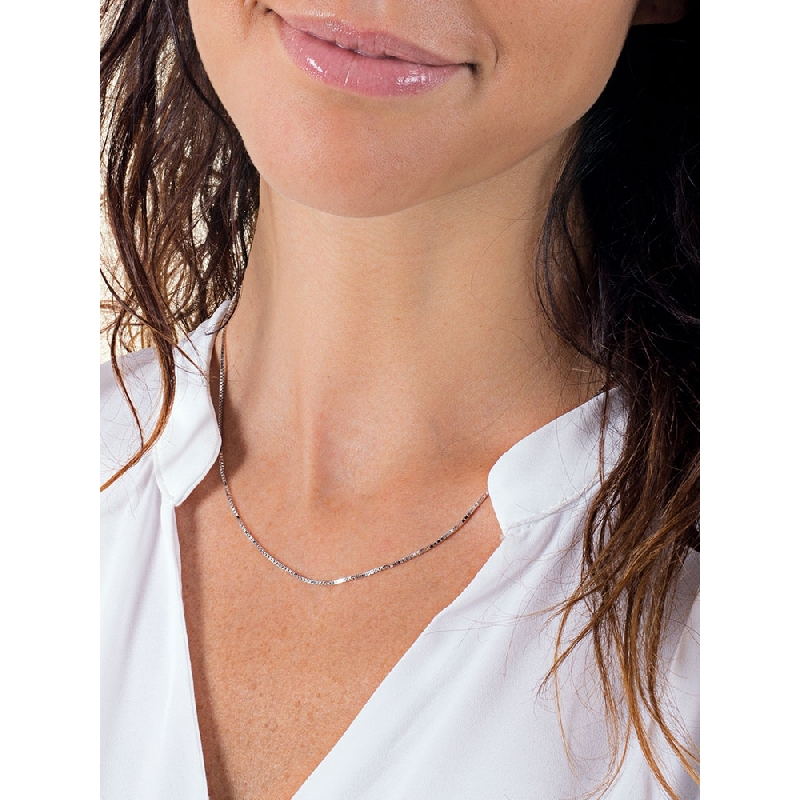 Collar de oro blanco de 18k cadena veneciana Collar de oro blanco de 18k cadena veneciana