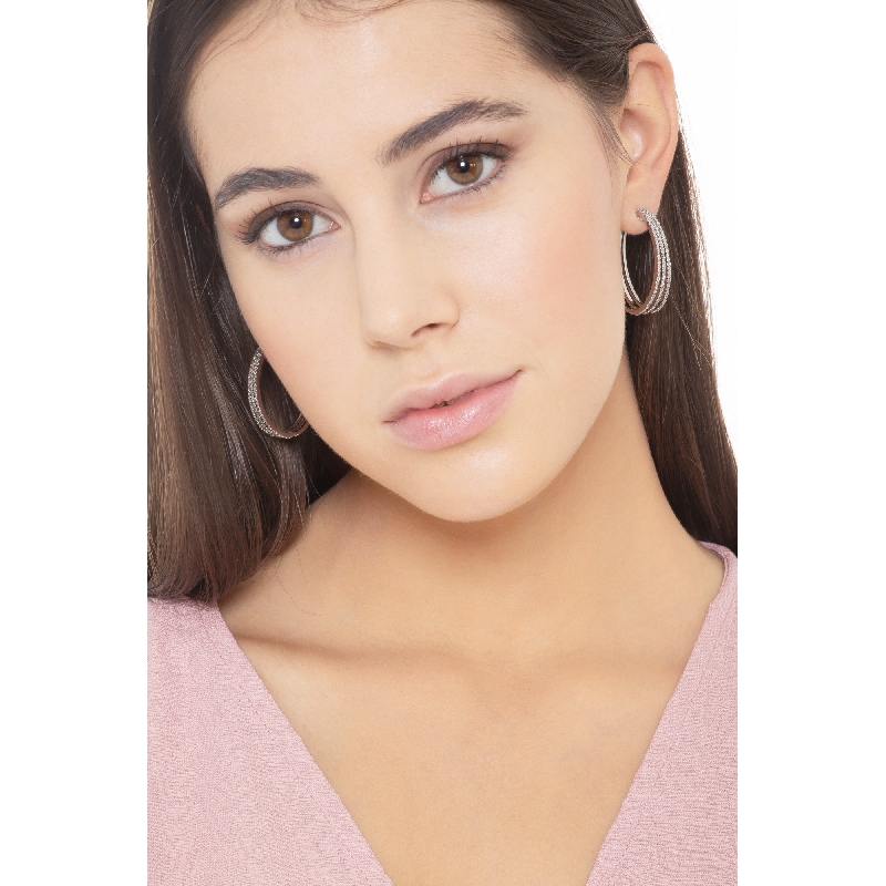 Pendientes de aro ovalados grandes de 3 filas en oro blanco y brillantes Pendientes de aro ovalados grandes de 3 filas en oro blanco y brillantes