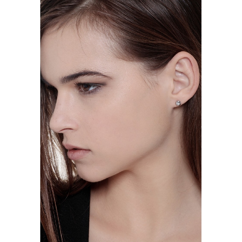 Pendientes solitarios oro blanco 18k diamantes 0,14 quilates