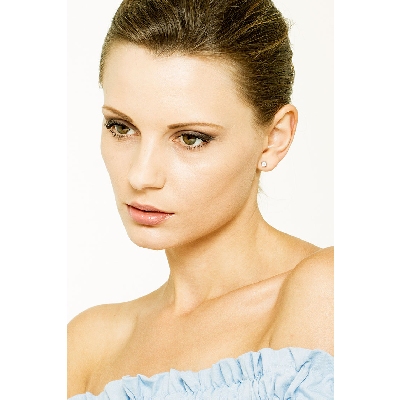 Pendientes botón de oro blanco 18 kilates con diamantes redondos solitarios 0,40 quilates