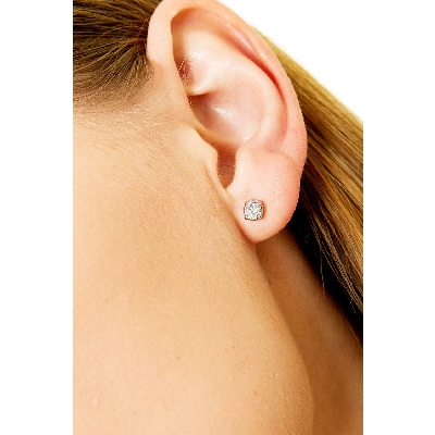 Pendientes solitarios con diamantes 0,50 quilates en oro blanco de 18 kilates 