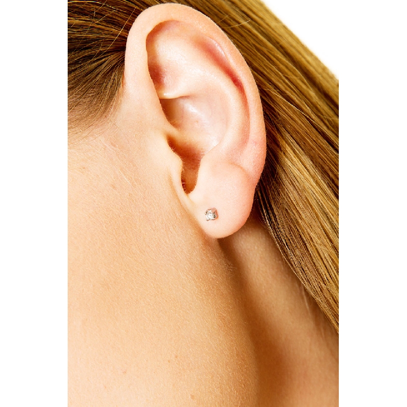 Pendientes botón solitarios 4 garras diamantes 0.08 quilates y oro blanco 750 Pendientes botón solitarios 4 garras diamantes 0.08 quilates y oro blanco 750