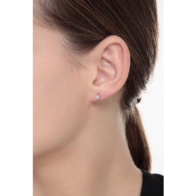 Pendientes solitario en oro blanco 18 k con diamantes 0,20ct
